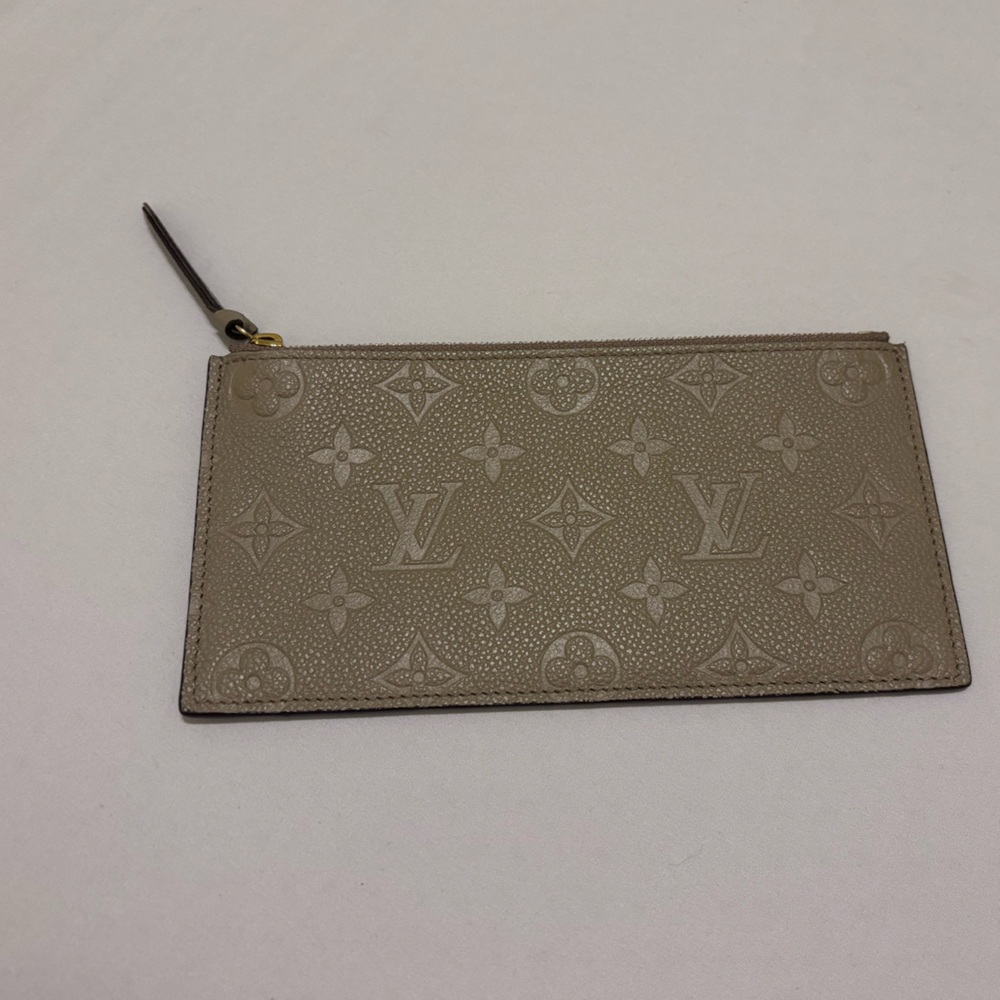 SOLD!!! Authentic Louis Vuitton Felicie Zipped Pocket Insert